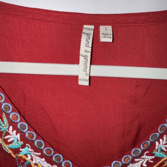 Grand & Greene Women Size L Rust Crimson White Floral Tunic Top Blouse Shirt - Picture 4 of 12